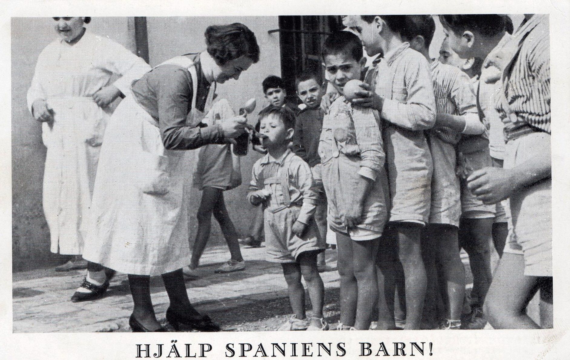 Matinsamling på 30-talet. Nu i nov.-14 samlar bancosol in 600 ton livsmedel till barn & gamla i